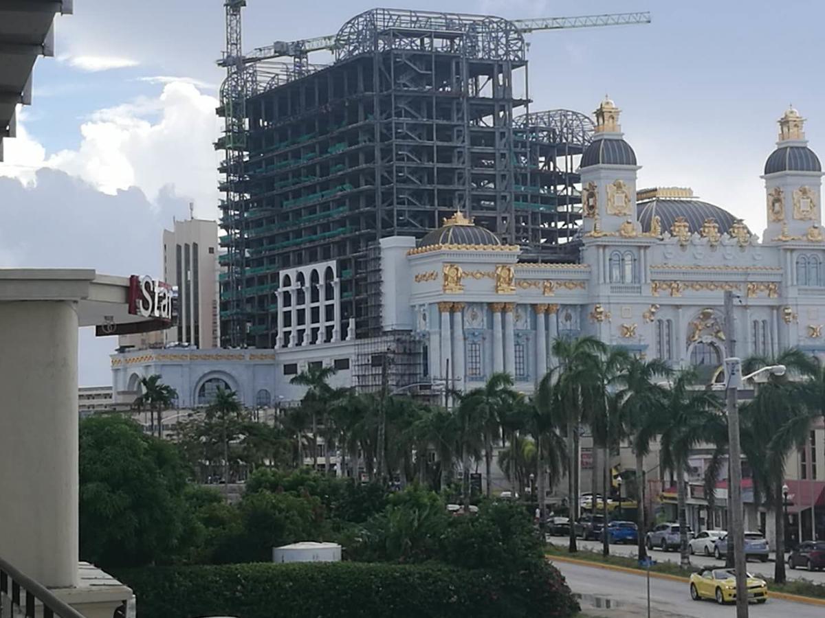 Star Sands Hotel Garapan Exterior foto